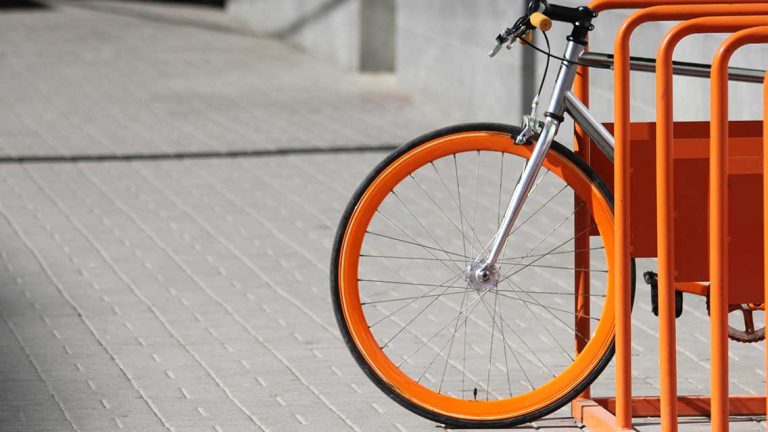 repeindre-vélo-orange-RE-PAINT