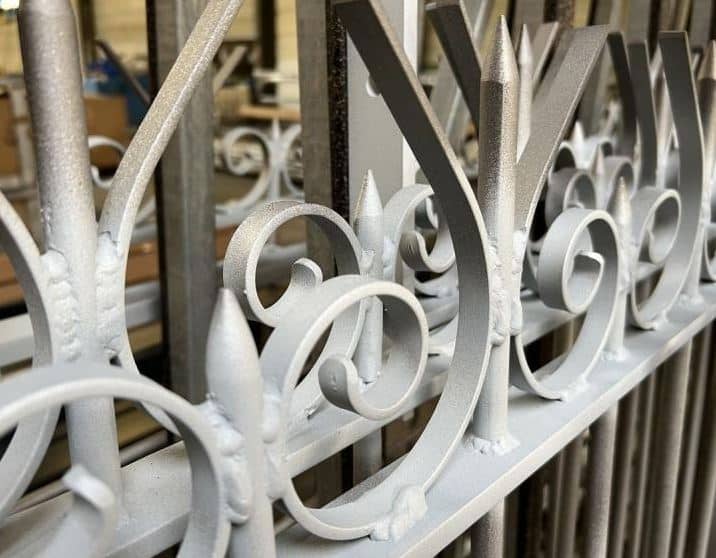 Grilles métalliques