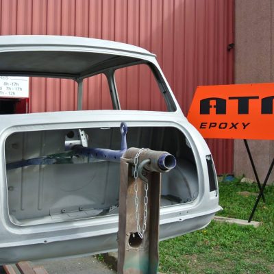 Remise en état et peinture de pièce auto